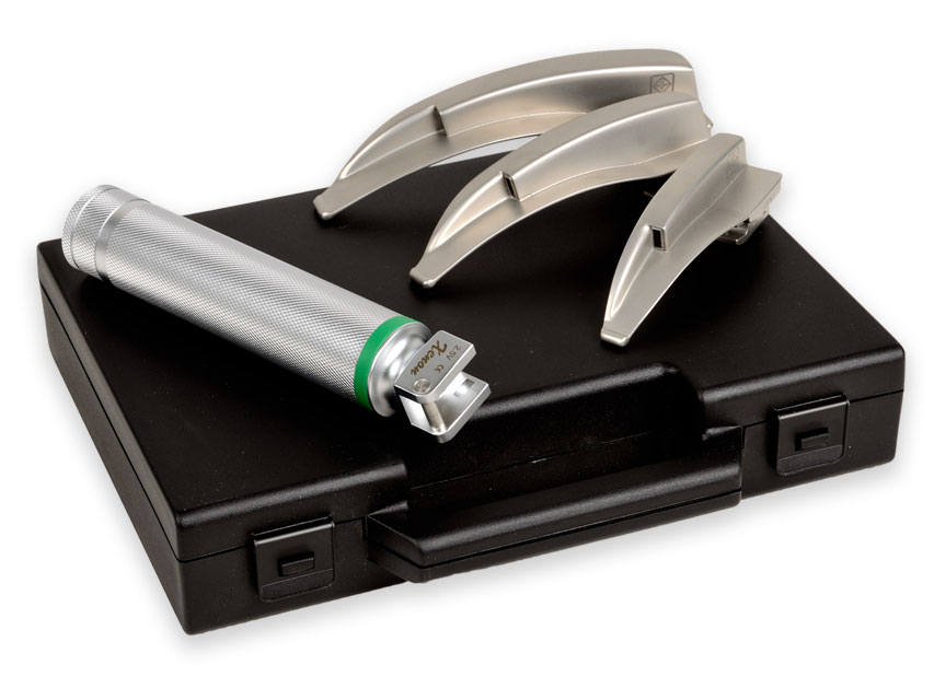 LARYNGEAL SET "MAXLITE" F.O. 3 BLADES MC-INT 1-2-3 - 2.5V