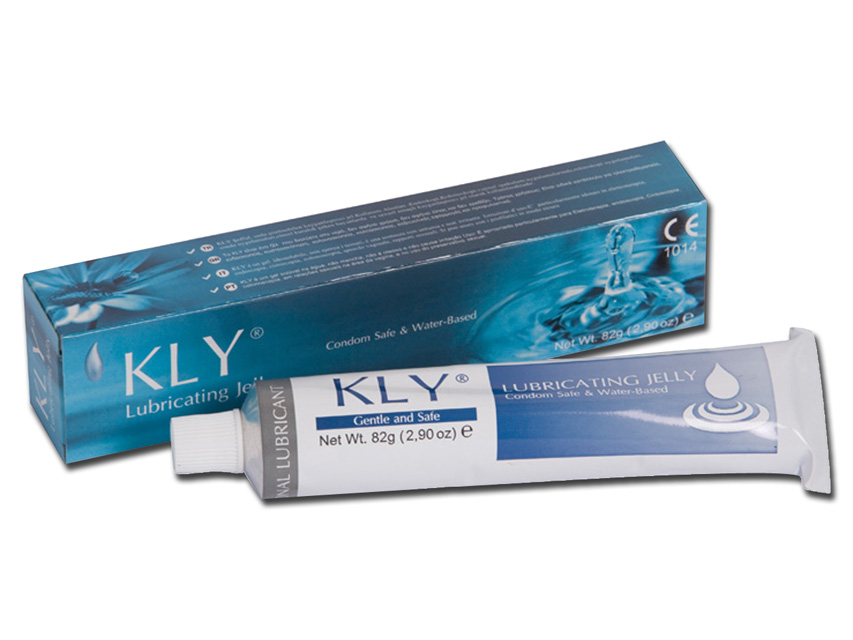 Lubricating gel in 82 g tube