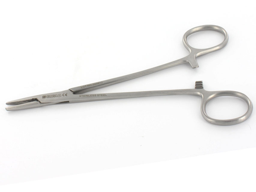 CRILE WOOD NEEDLE HOLDER - 20 cm
